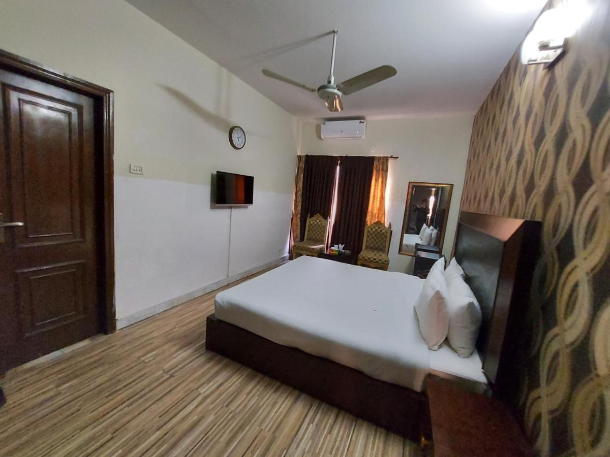 Casa Blanca Boutique Guest House Islamabad Extérieur photo